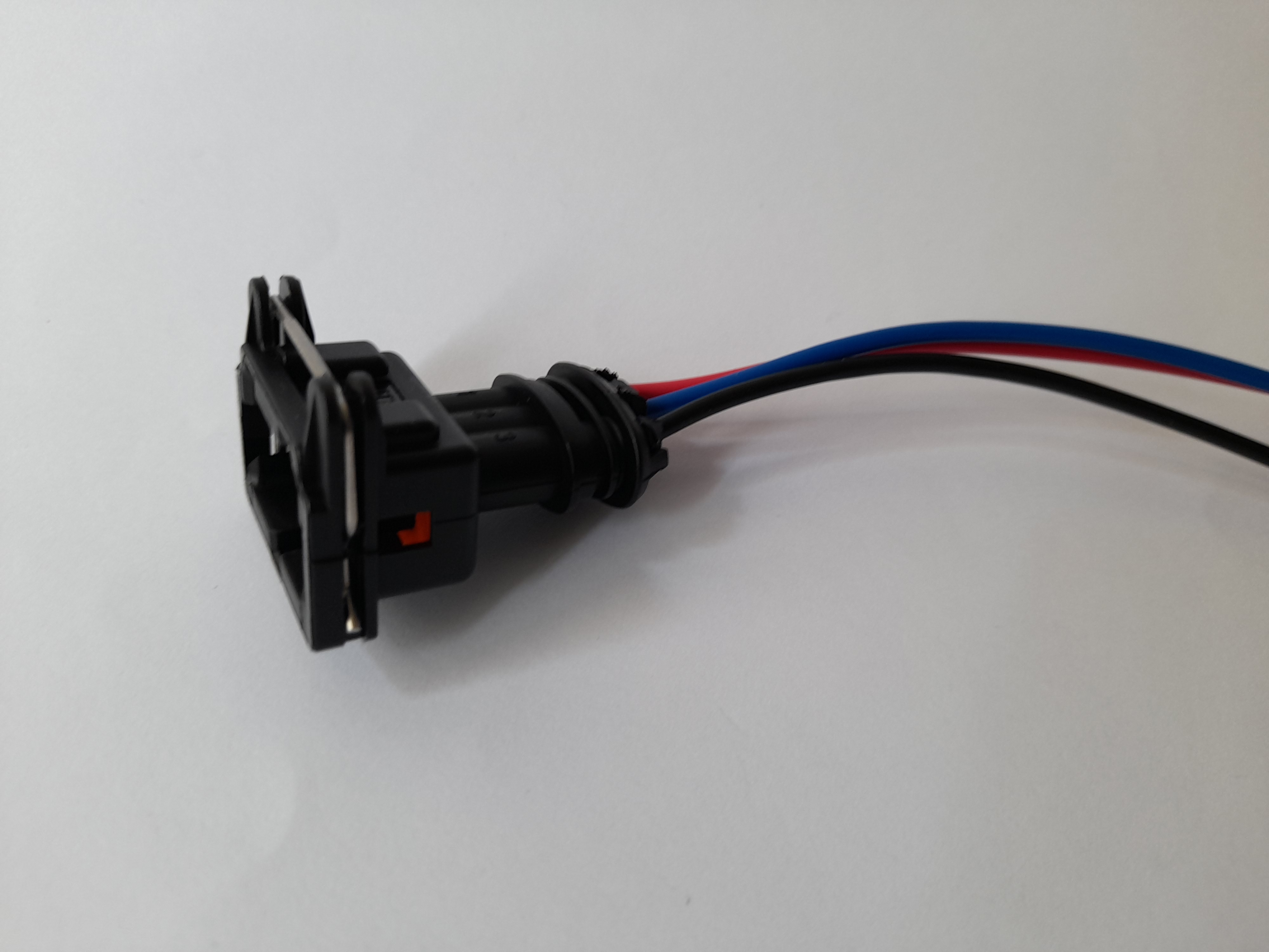 3YC006 FİAT JAPON PEJO RENO VOLSWOGEN ERKEK ÜNİVERSAL ENJEKSİYON SOKETİ (FİAT) BOBİN SOKETİ EM (CLİO)