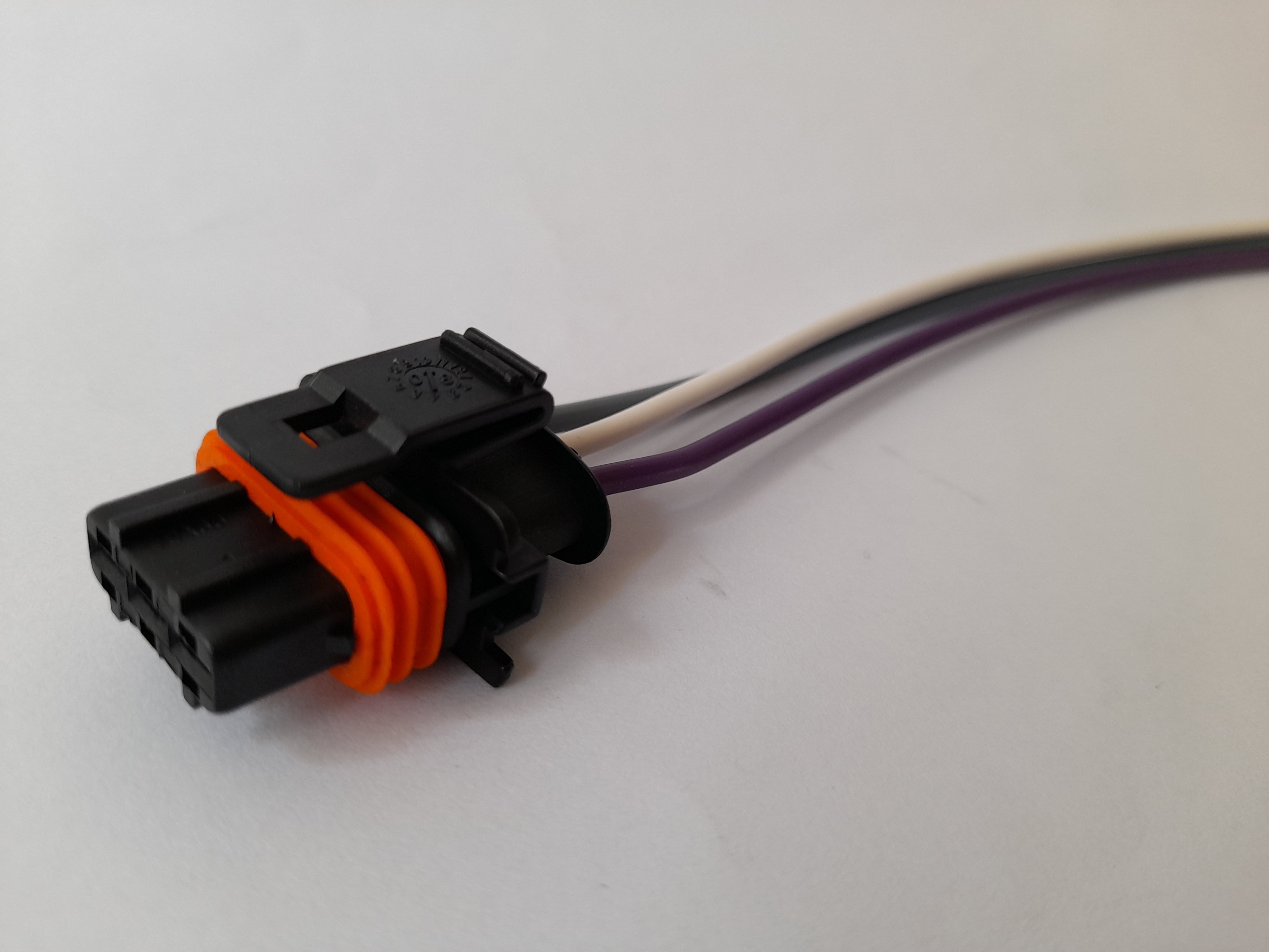 3YC008 BOSCH DİPİ 3'LÜ SOKET